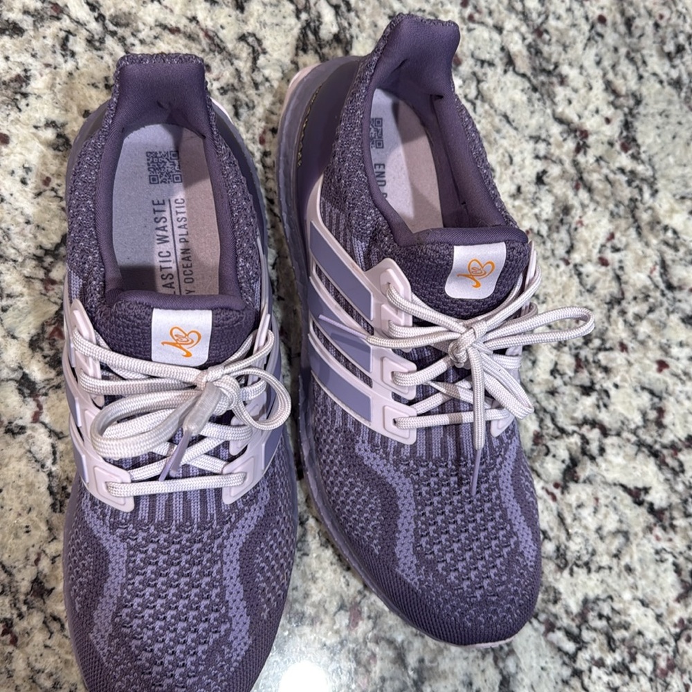 Adidas UltraBoost 5.0 DNA W ACE
Running Shoes Purple HO6336
Women's Size 9.5 $75 - Picture 12 of 12